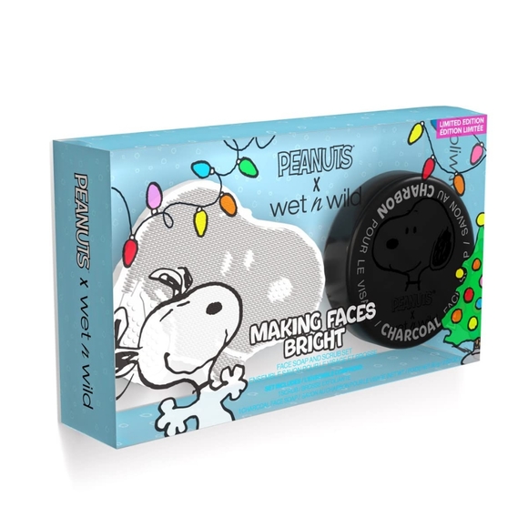 Wet n Wild Peanuts Snoopy Charcoal Face Soap and Scrubber Set - Picture 1 of 6